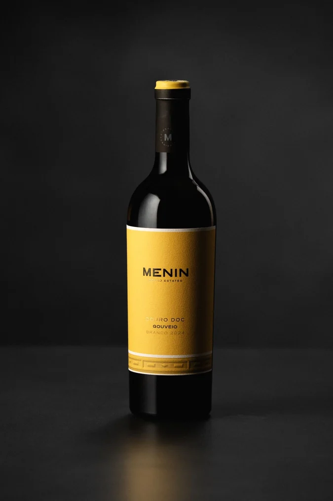 Menin Gouveio 2024 chega ao Brasil com frescor do Douro