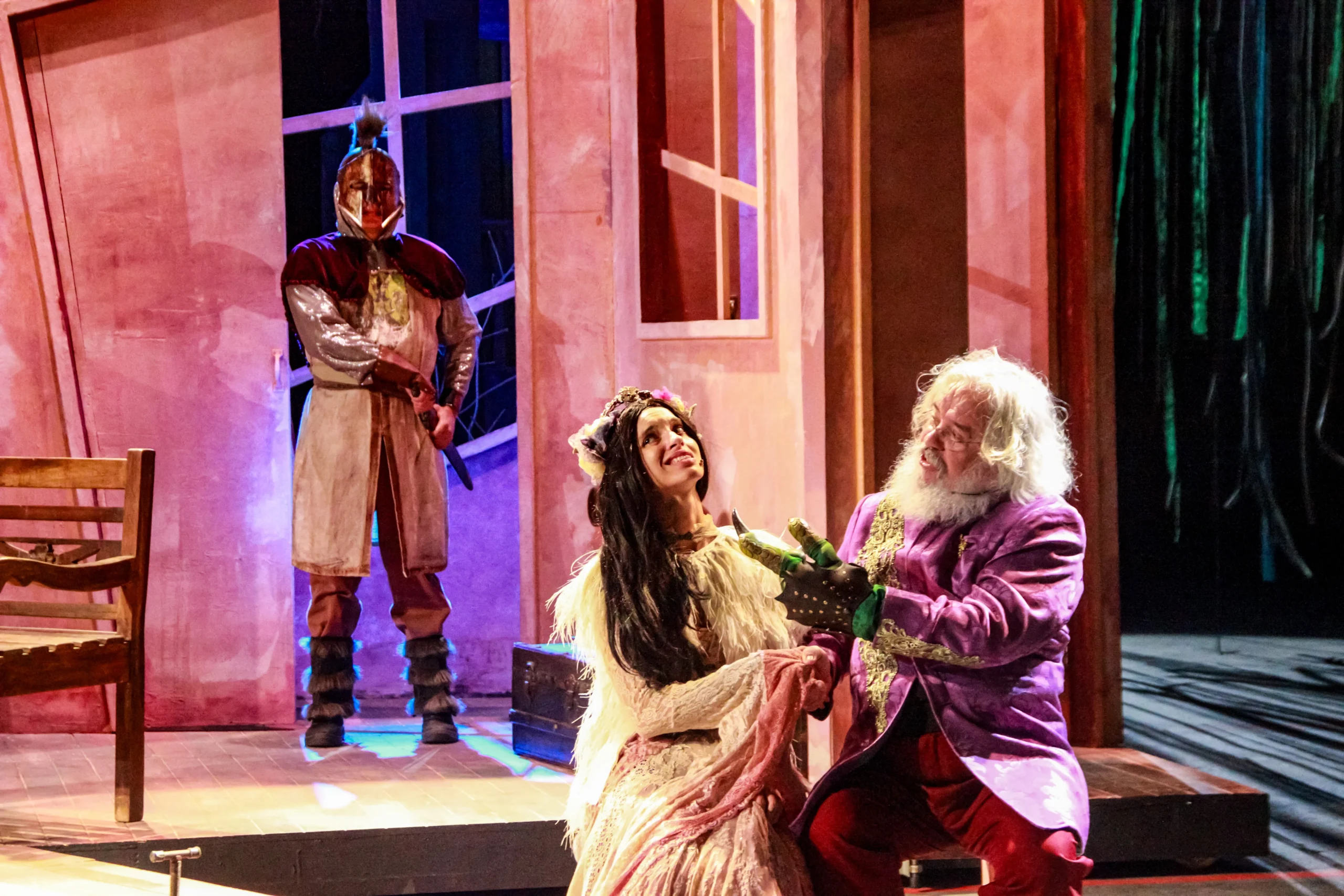 O Dragão: fábula política voa sobre o Rio em maio 1 O Dragão: fábula política voa sobre o Rio em maio