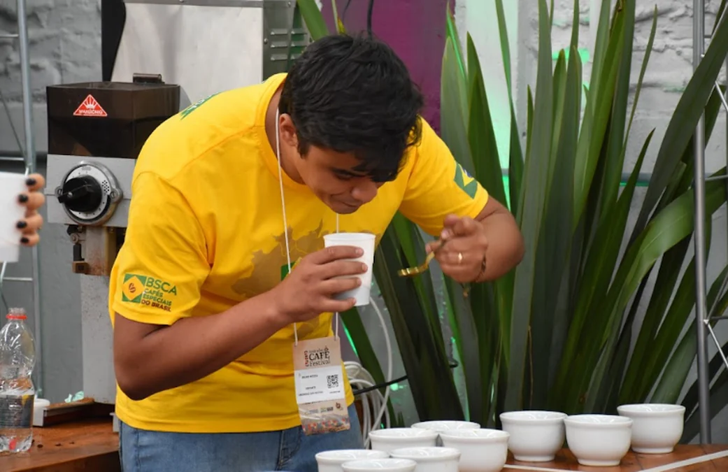 O festival que une café, vinho e terroir vulcânico em MG
