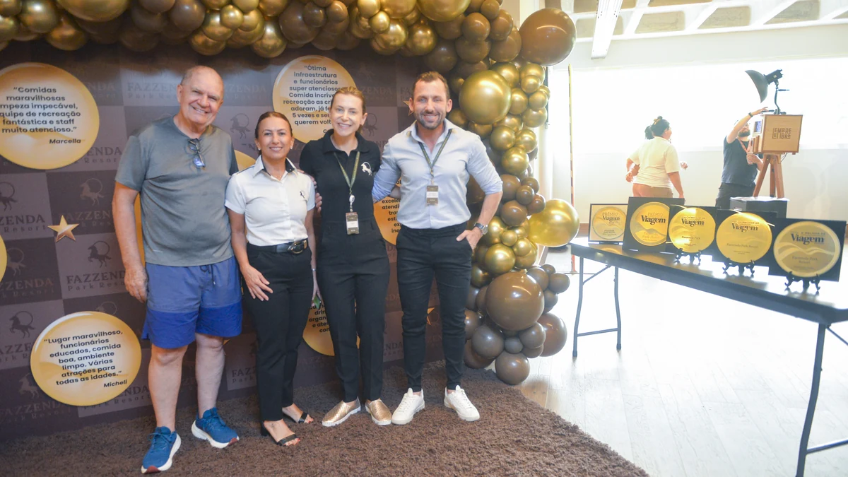 O troféu que o Fazzenda dividiu com toda a equipe