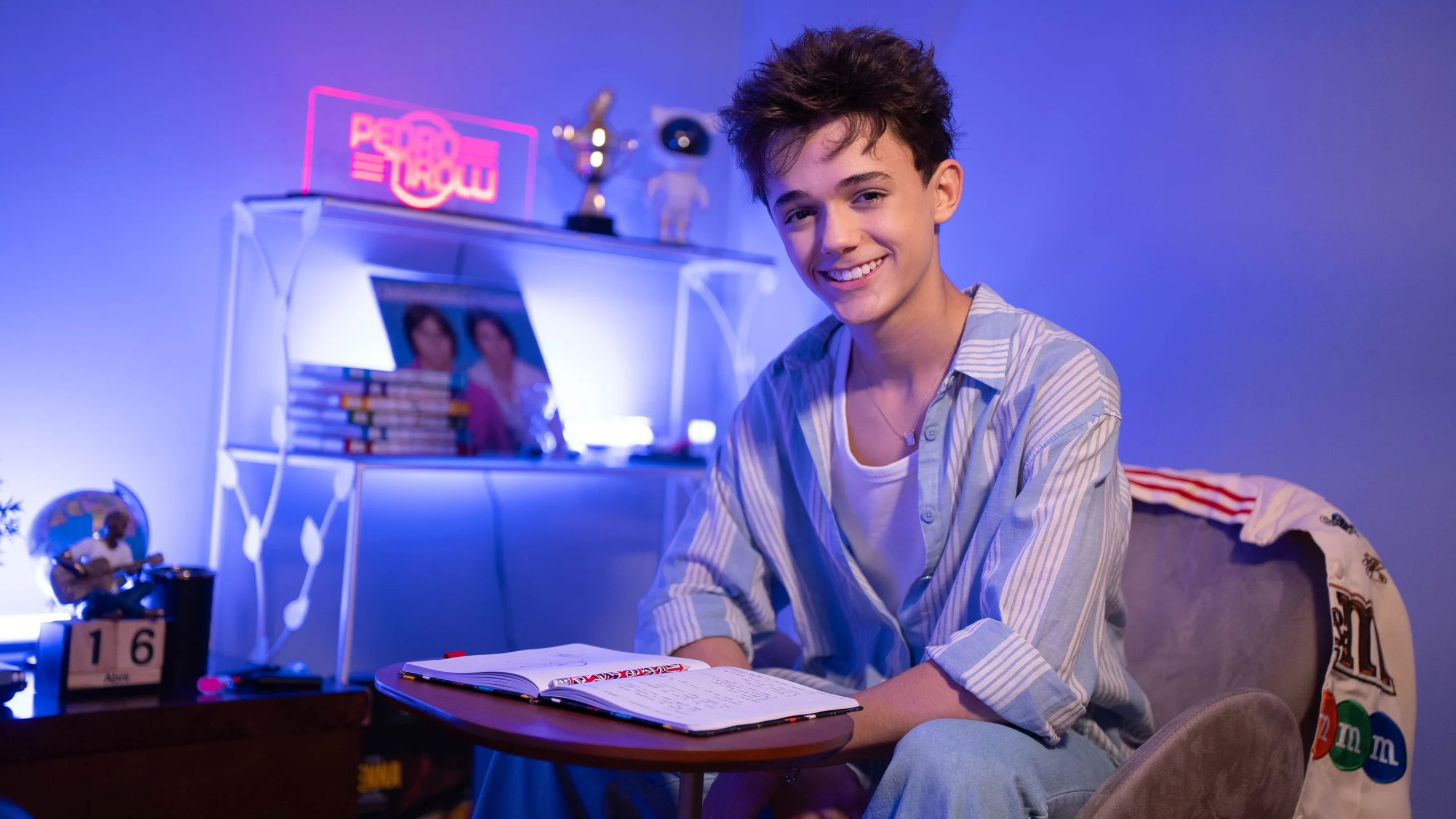 Pedro Tirolli lança música com atriz global Clara Galinari