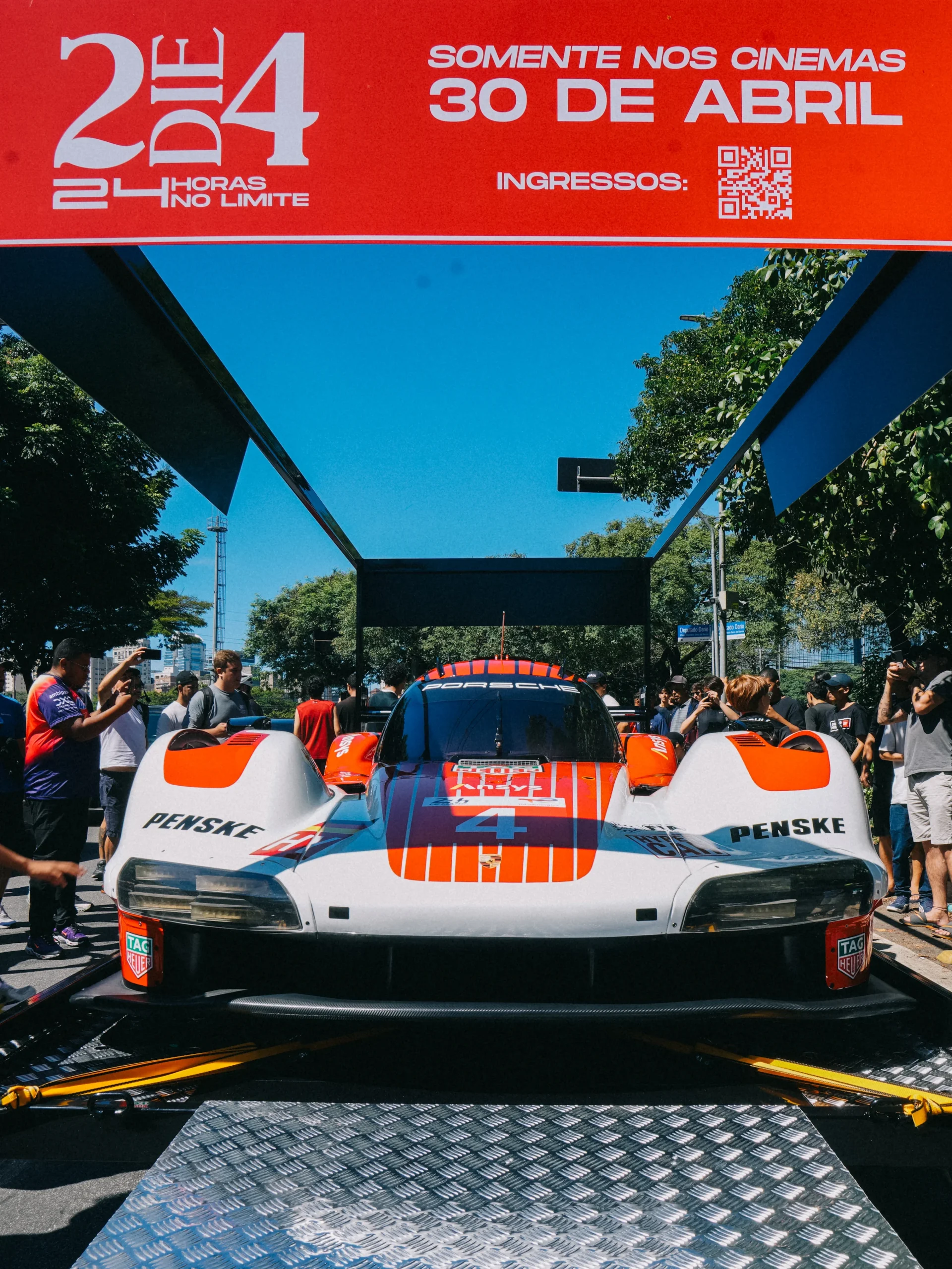 Porsche 963 toma as ruas de SP para estreia de 2DIE4