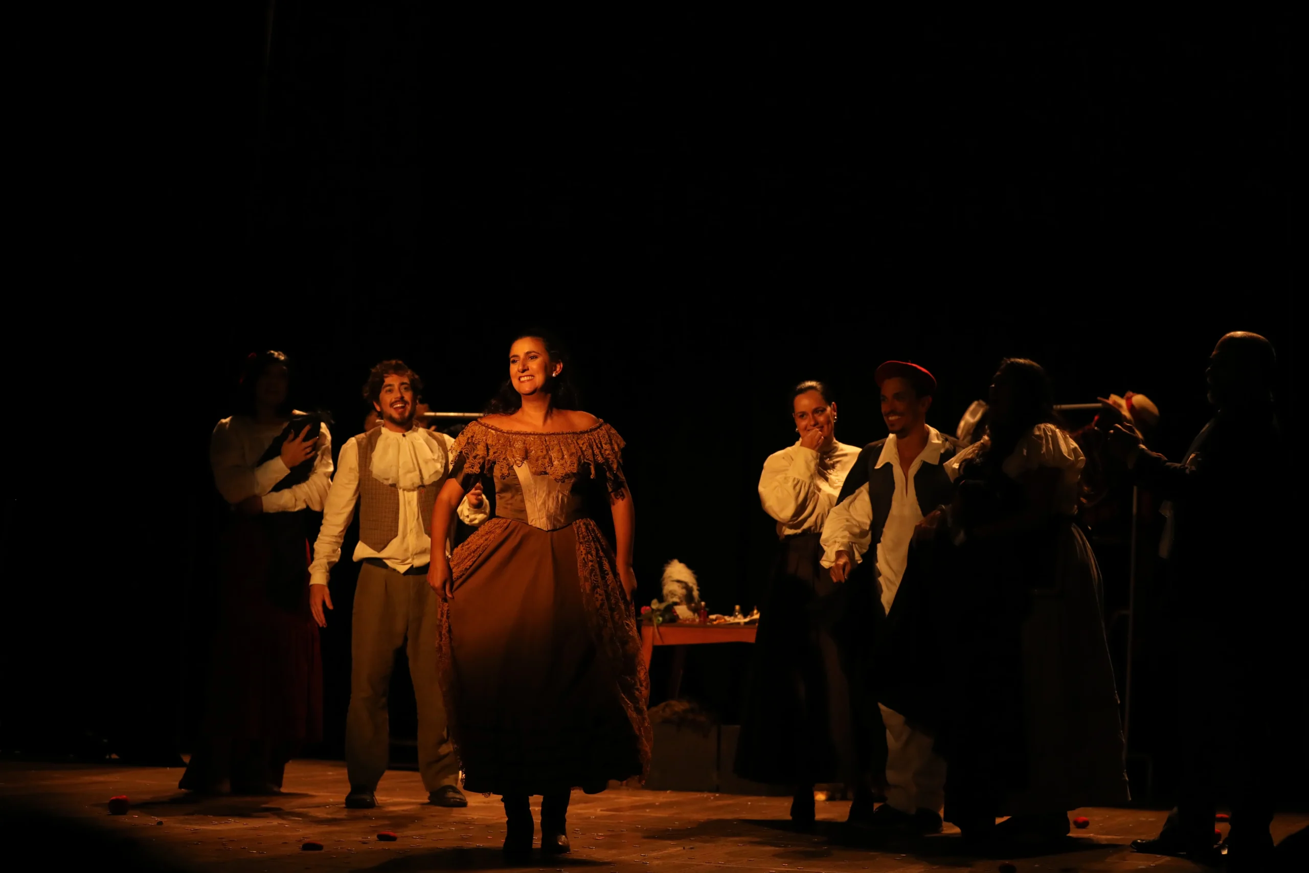 Rita Von Hunty volta ao palco com improvisação e plateia no comando 2 Rita Von Hunty volta ao palco com improvisação e plateia no comando