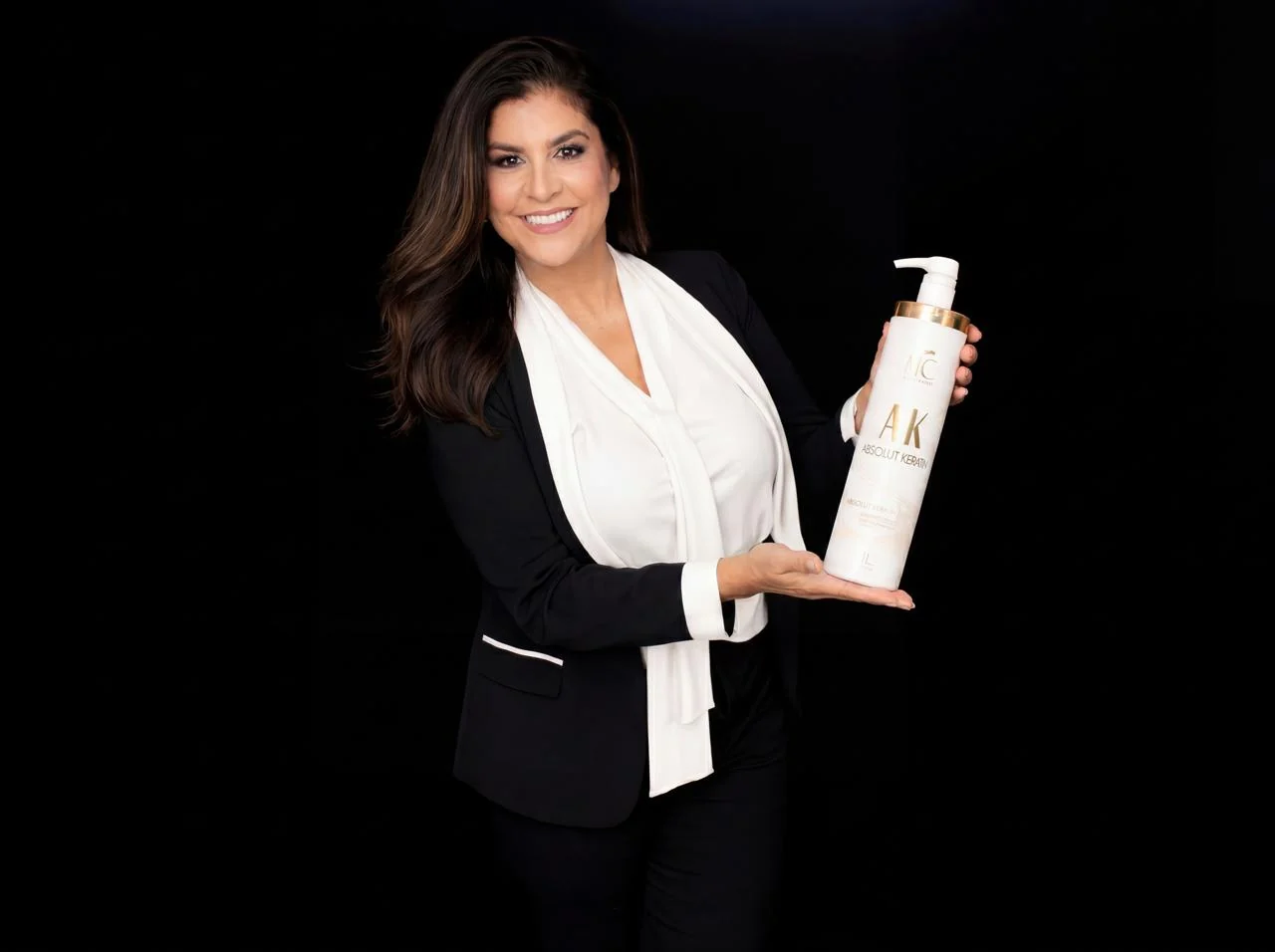 Salão icônico reinaugura com linha natural para cabelos étnicos