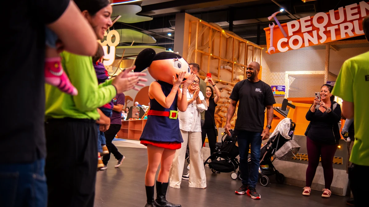 Show da Luna e Emília invadem museu no feriado de maio