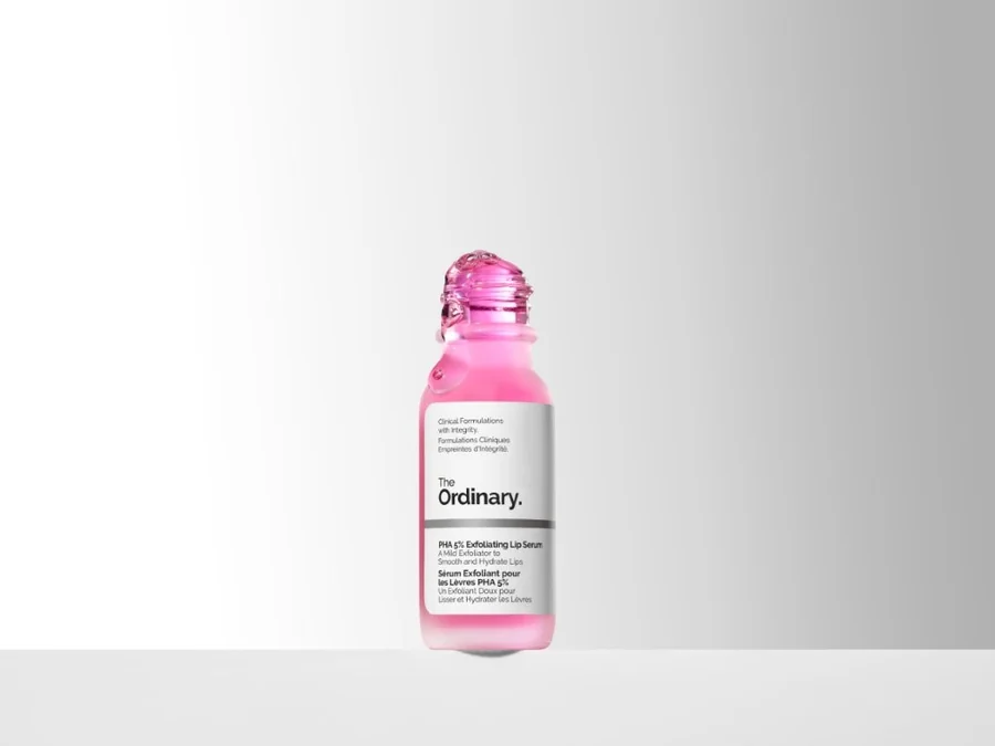 The Ordinary lança seu primeiro sérum esfoliante para lábios