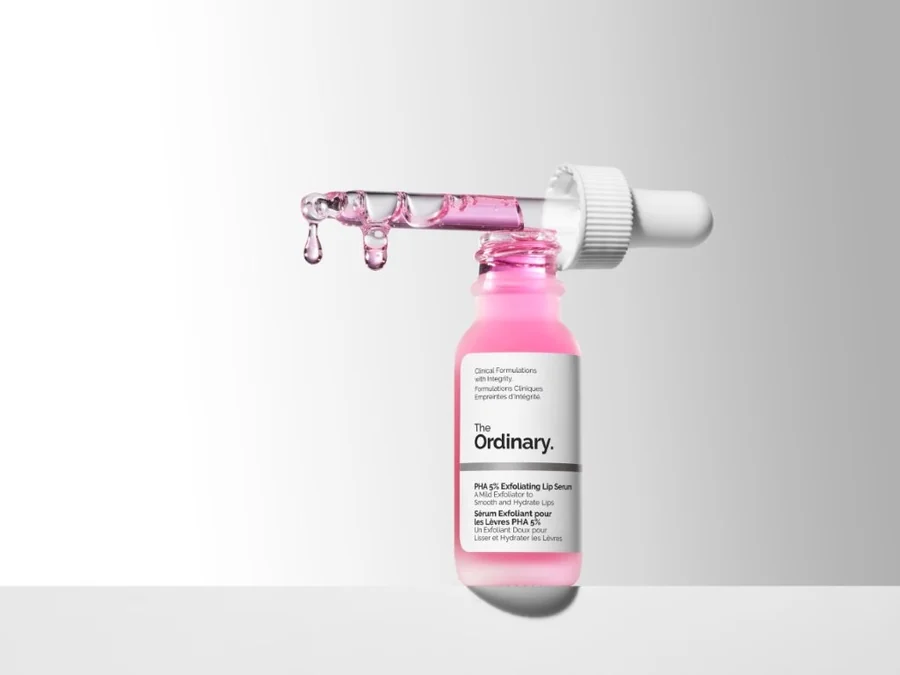 The Ordinary lança seu primeiro sérum esfoliante para lábios