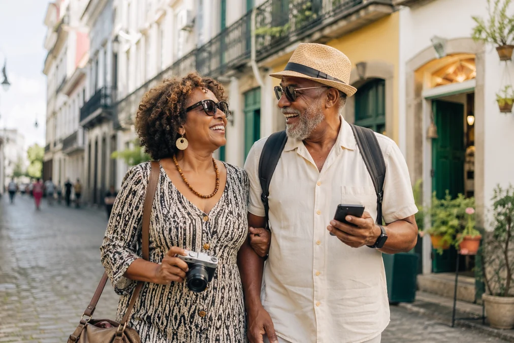Turista 60+ gasta R$ 10 mil por ano e muda o mercado