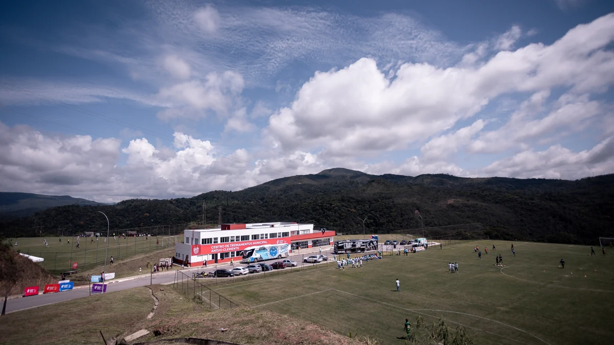 Villa Nova abre peneira e reacende sonho de jovens