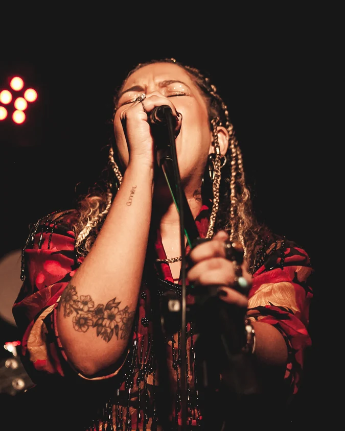 Xodó em Flor: Amanda Mendonça volta com força