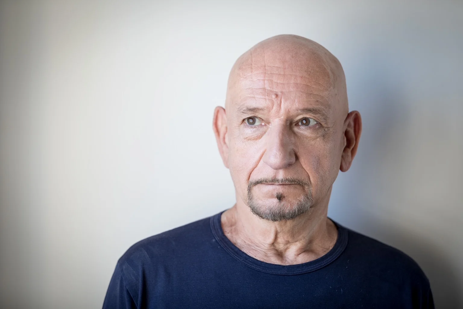 Ben Kingsley entra para o elenco de The White Lotus 4