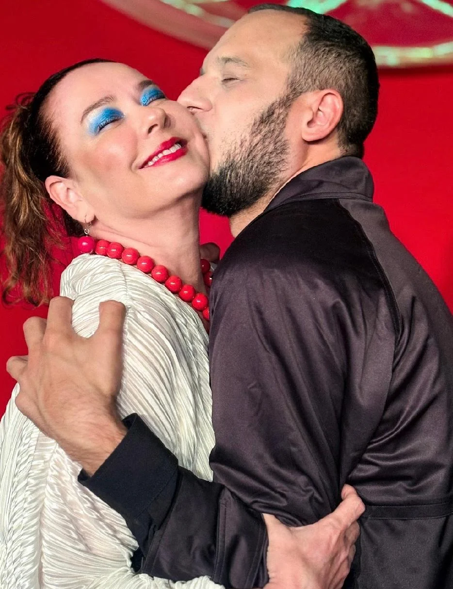 Comédia premiada leva humor ácido ao Falabella