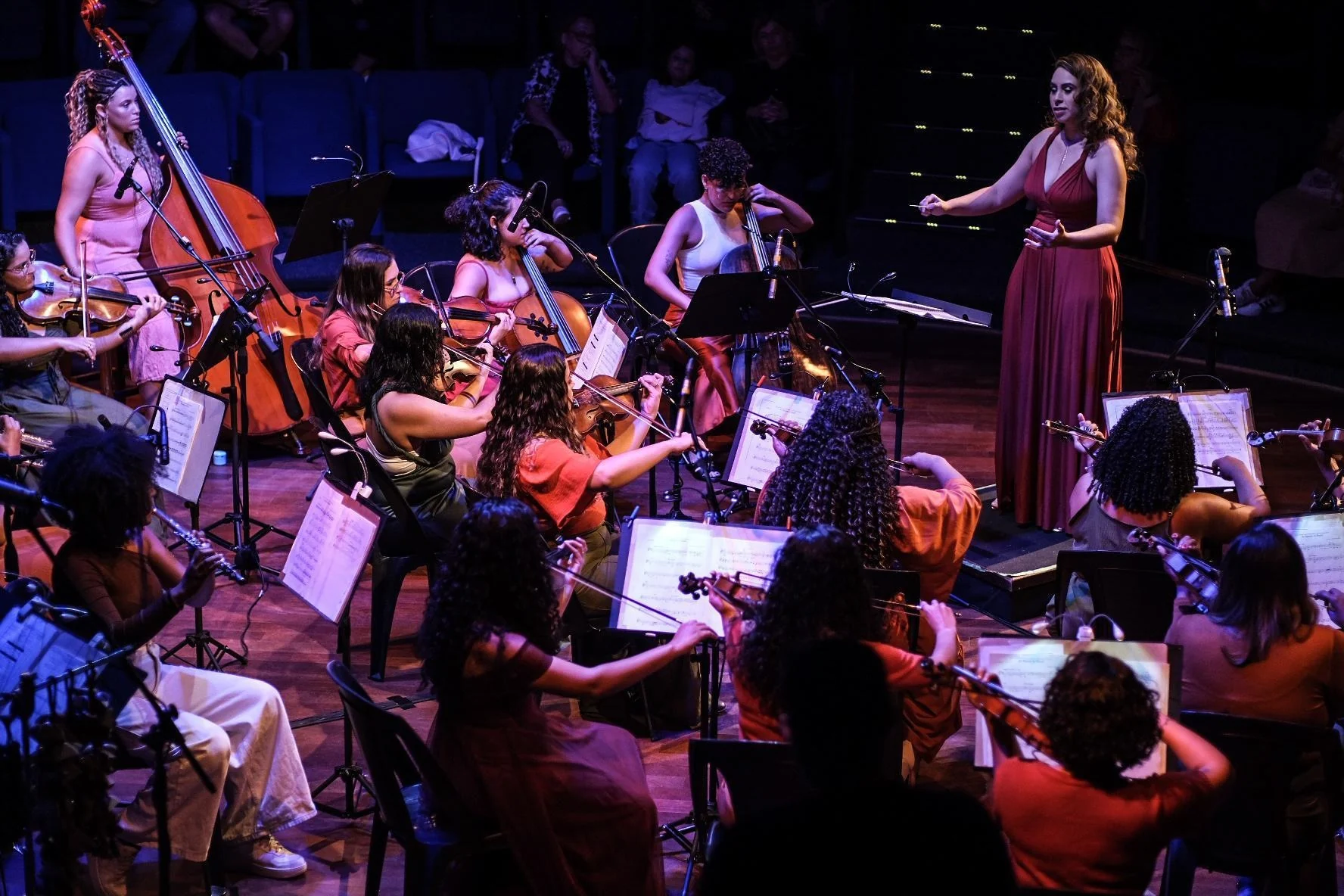 Concerto transforma histórias femininas em música