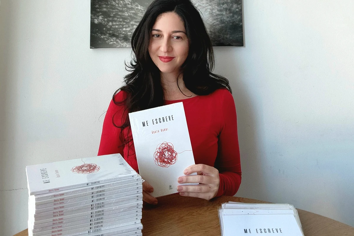 duas poetas dois livros e uma cidade que os recebe featured