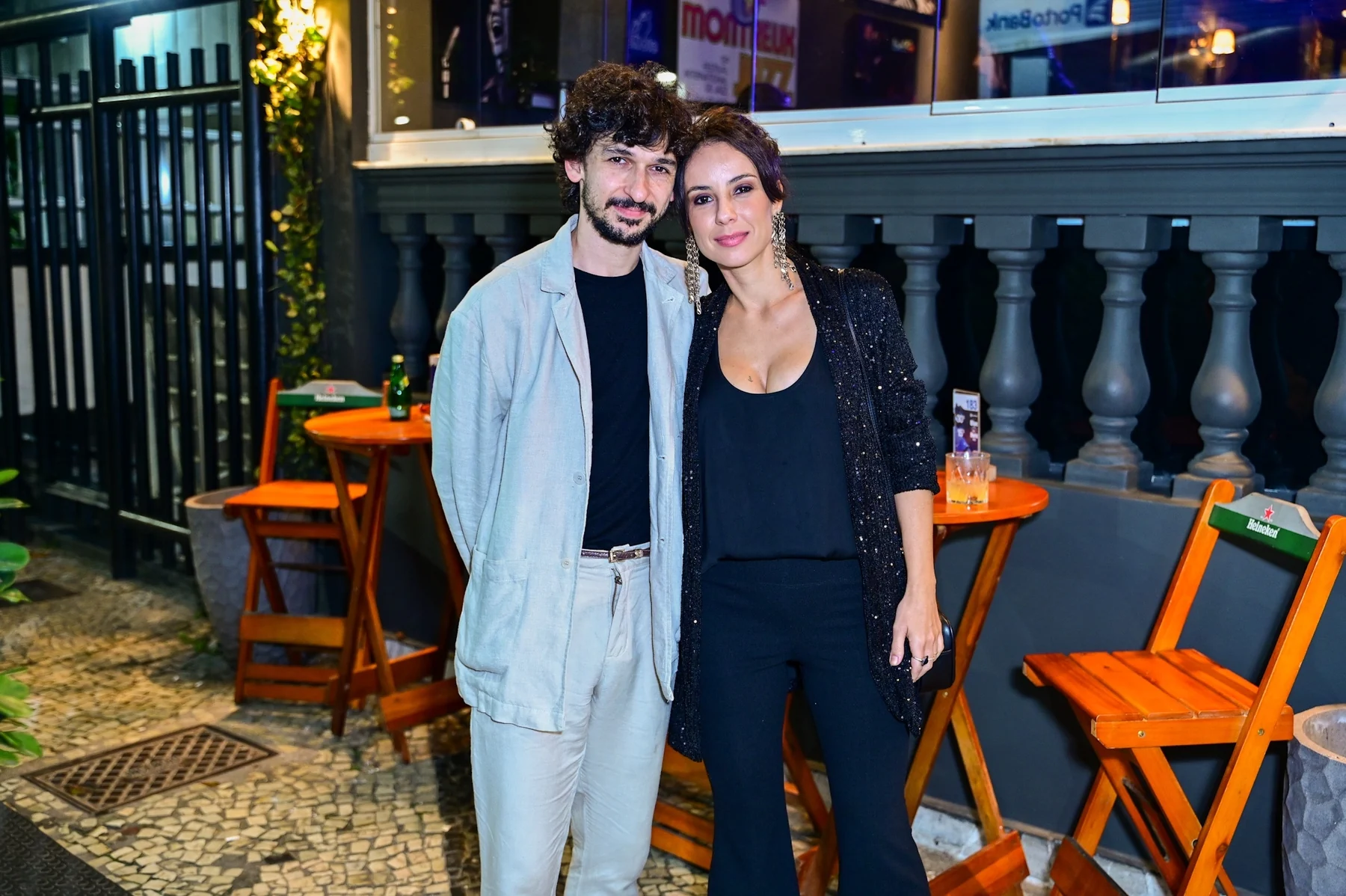 Elenco de novela surge em noite marcante no Rio 4 Elenco de novela surge em noite marcante no Rio