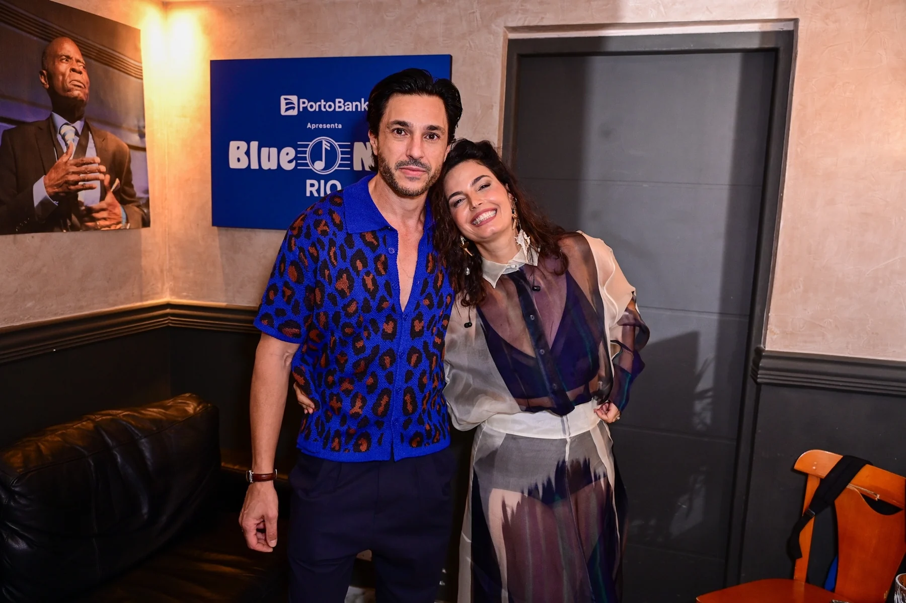 Elenco de novela surge em noite marcante no Rio 7 Elenco de novela surge em noite marcante no Rio