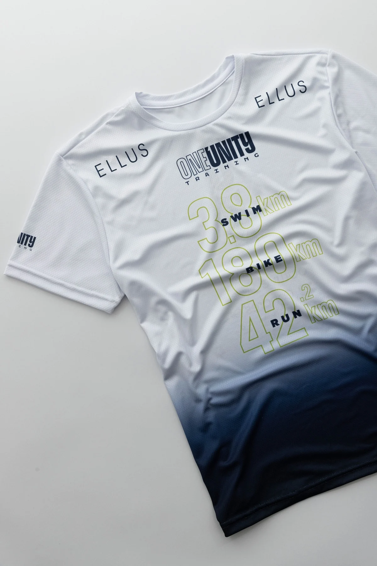 Ellus estreia no triathlon com coleção para Ironman