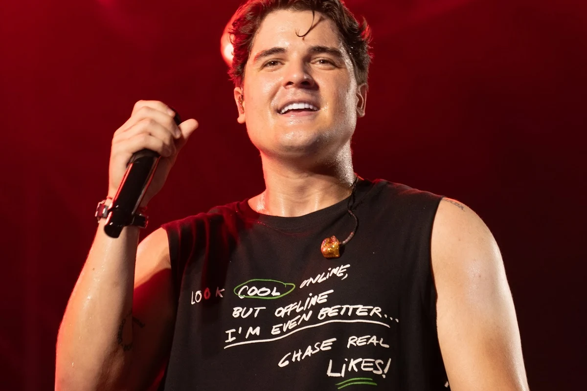 Eric Land encara maratona de mais de 35 shows no São João