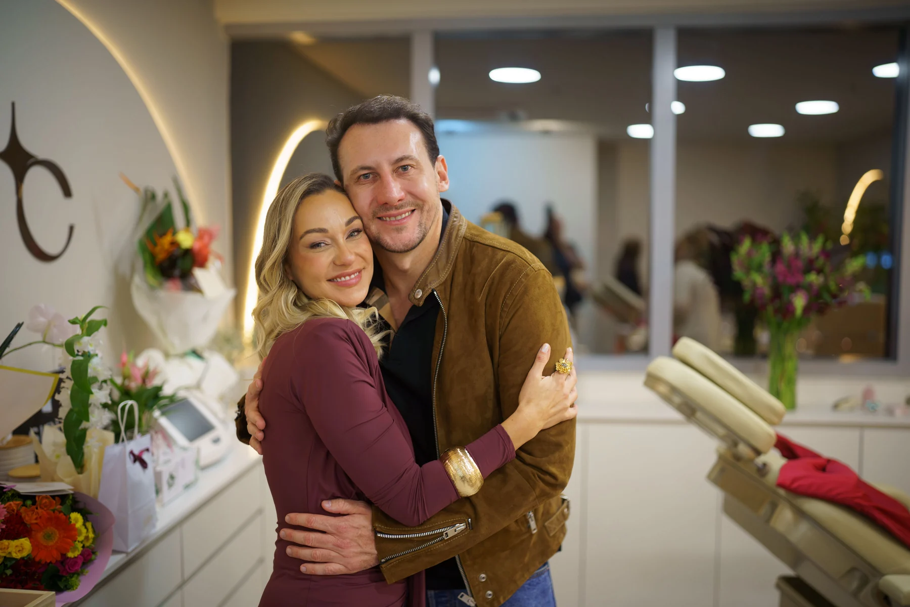 Luísa Caser inaugura a Lumina Clinic em Florianópolis