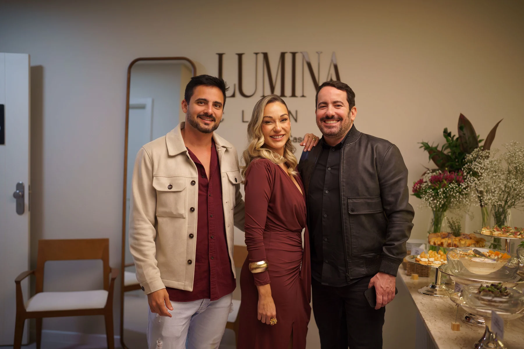 Luísa Caser inaugura a Lumina Clinic em Florianópolis