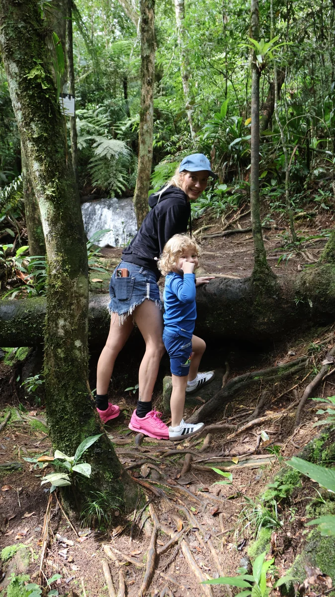 Luiza Possi desacelera na natureza com a família em SP