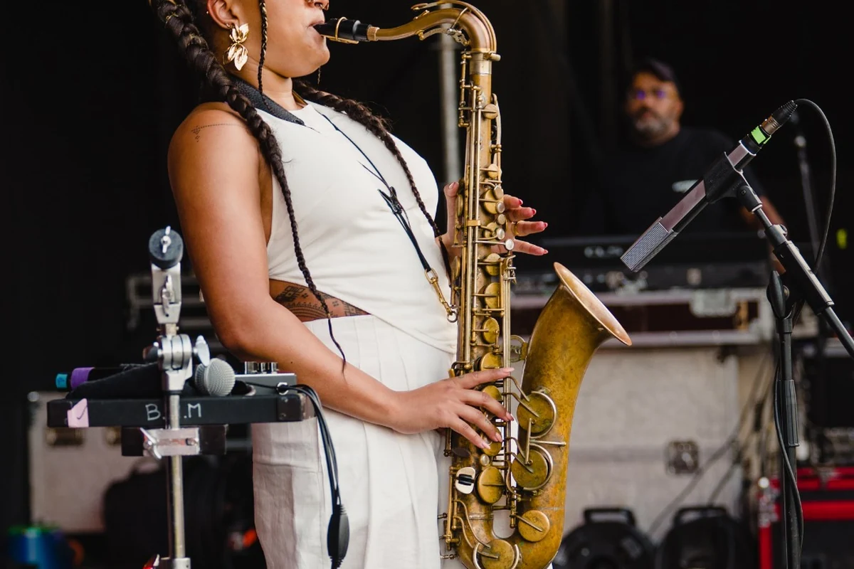 Nubya Garcia encerra turnê no Brasil em Curitiba nubya garcia encerra turne no brasil em curitiba featured