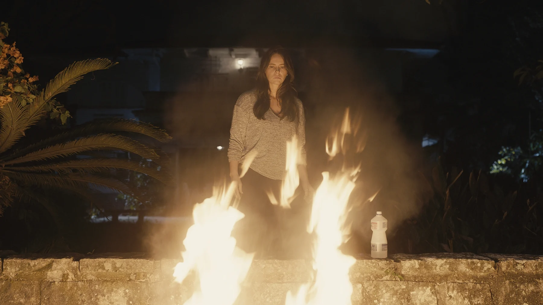 Paolla Oliveira enfrenta os fantasmas da mãe em julho