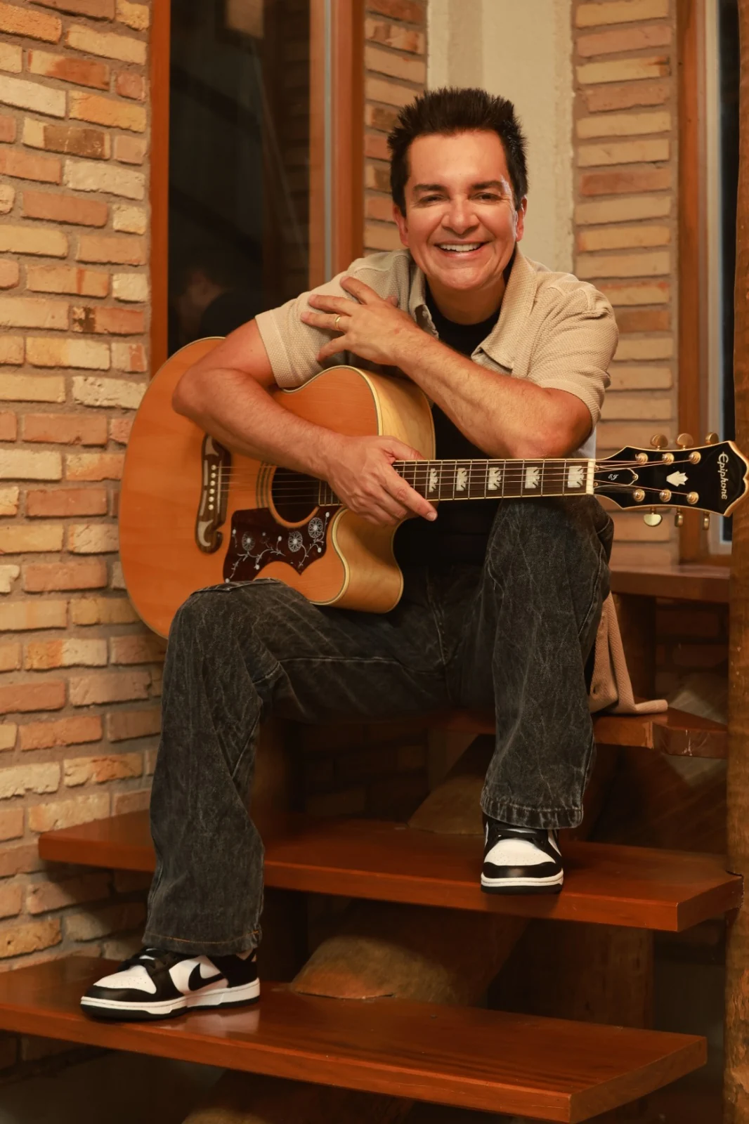 Regis Danese volta com fé renovada após 3 anos
