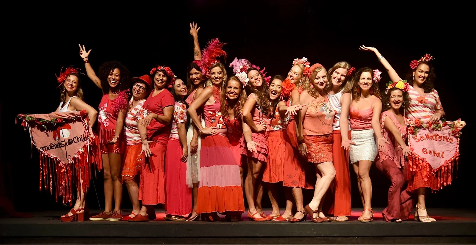 Rival recebe Ava Rocha, DragStar e feijoada com samba