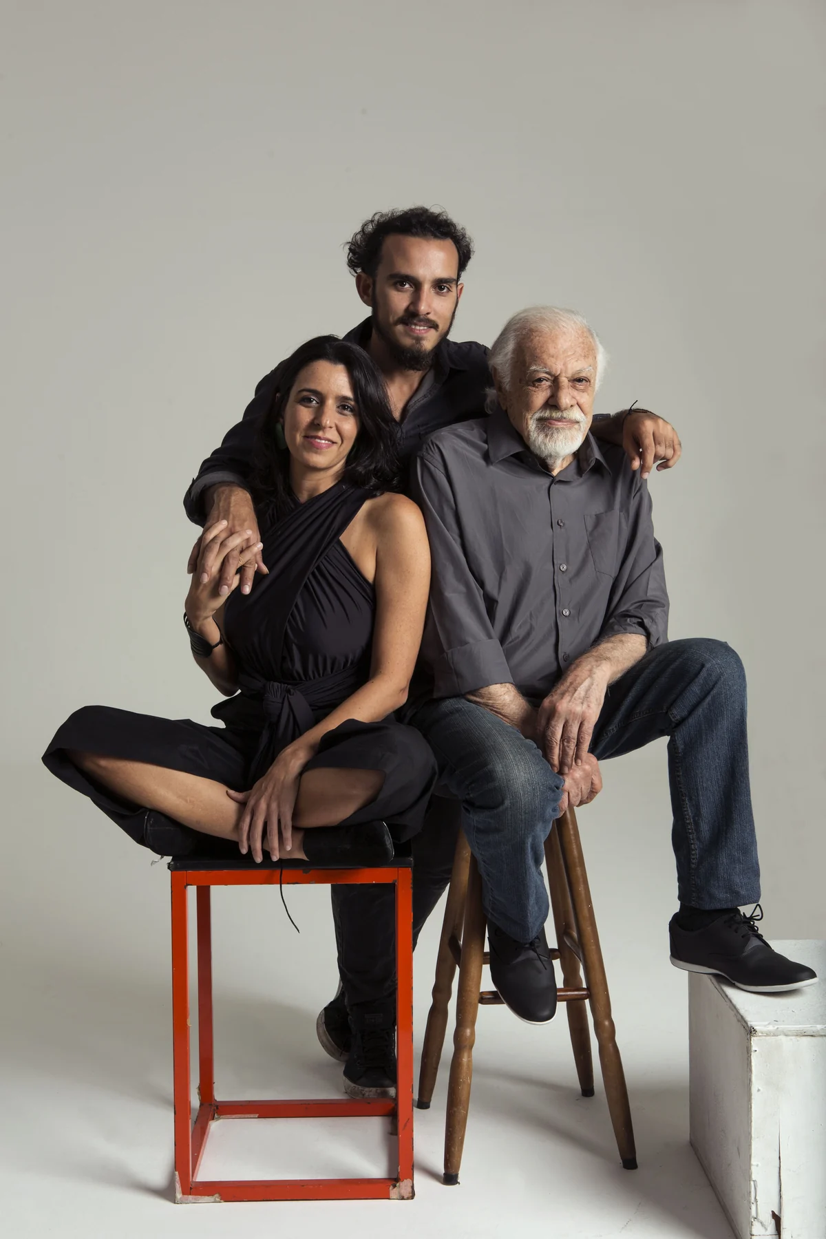 Sérgio Ricardo ocupa UFRJ e UNIRIO com arte viva