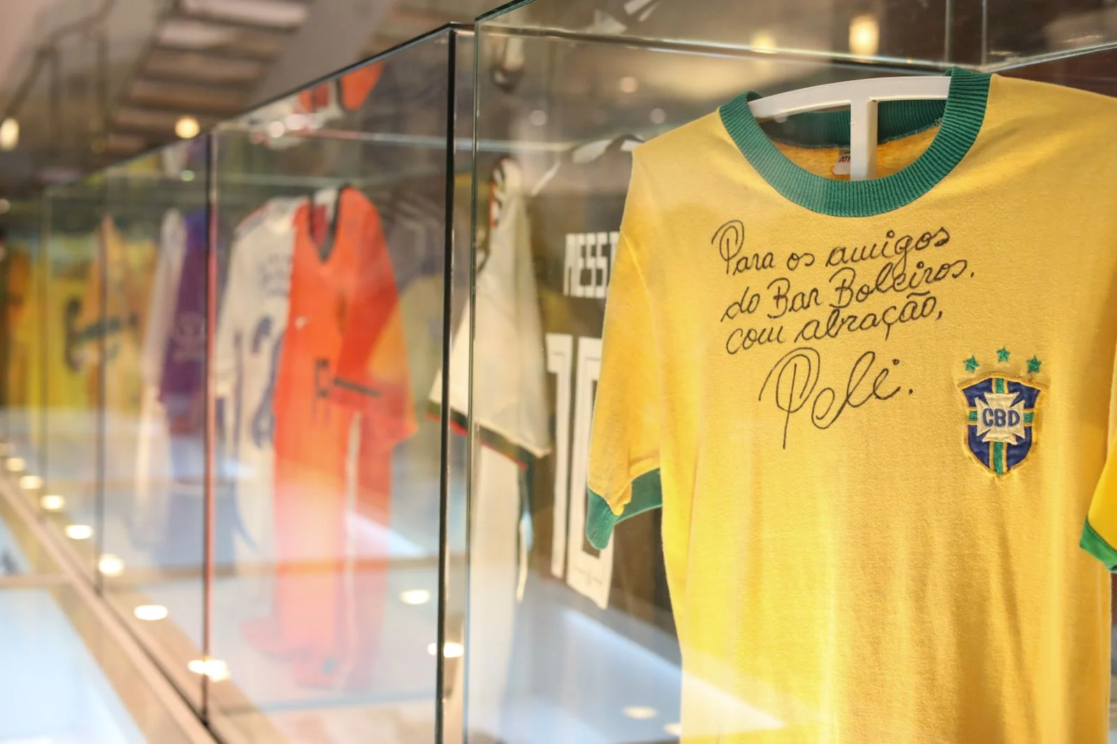 Shoppings do Rio viram pontos de encontro da Copa 2026