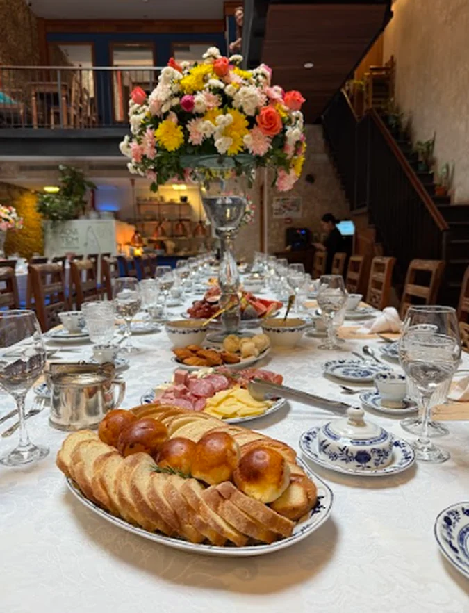 Sobrado histórico de 1865 homenageia mães com doce surpresa