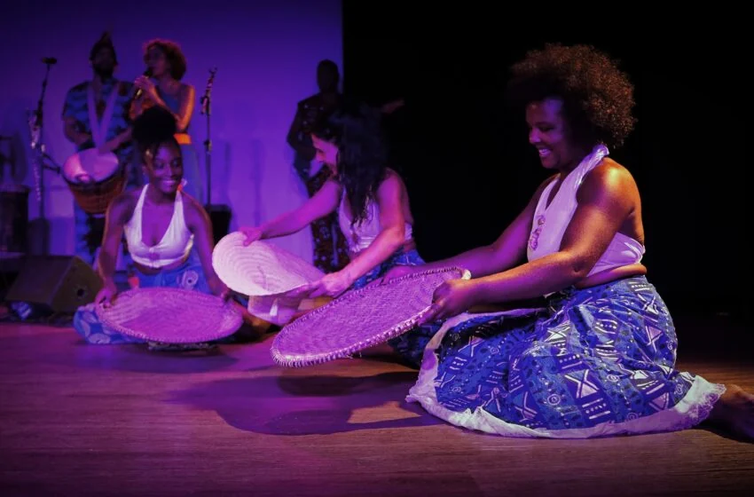 Trupe Benkady celebra 15 anos com dança que faz memória resistir