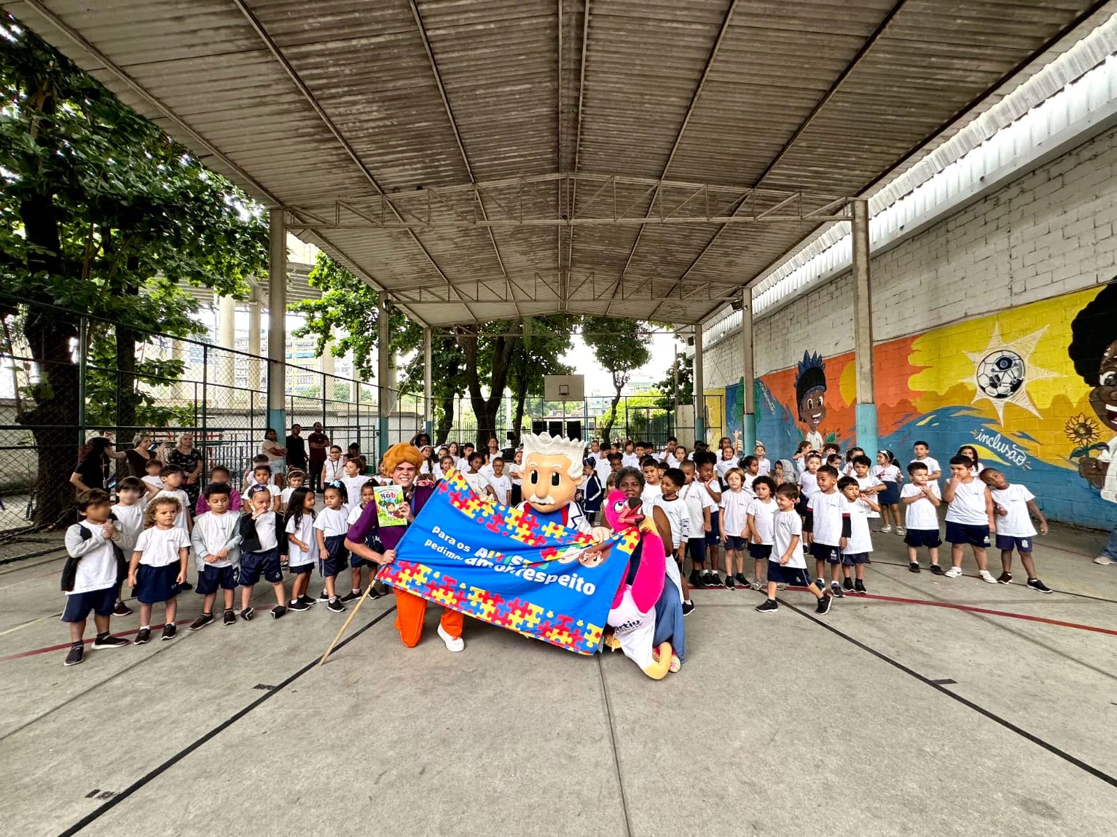 Turma do Seu Lobato leva inclusão real às escolas do Rio