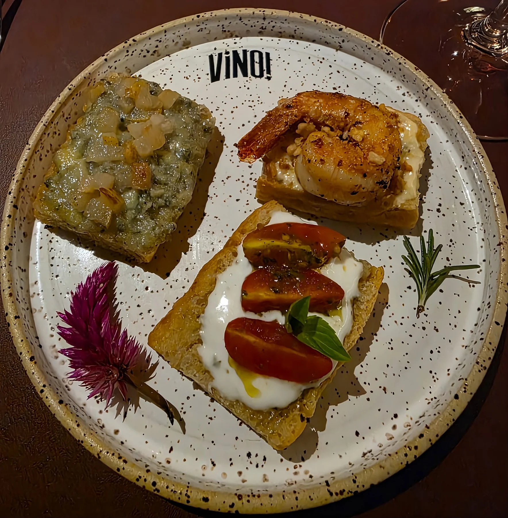 Vino! BC celebra Dia das Mães com menu e 200 vinhos