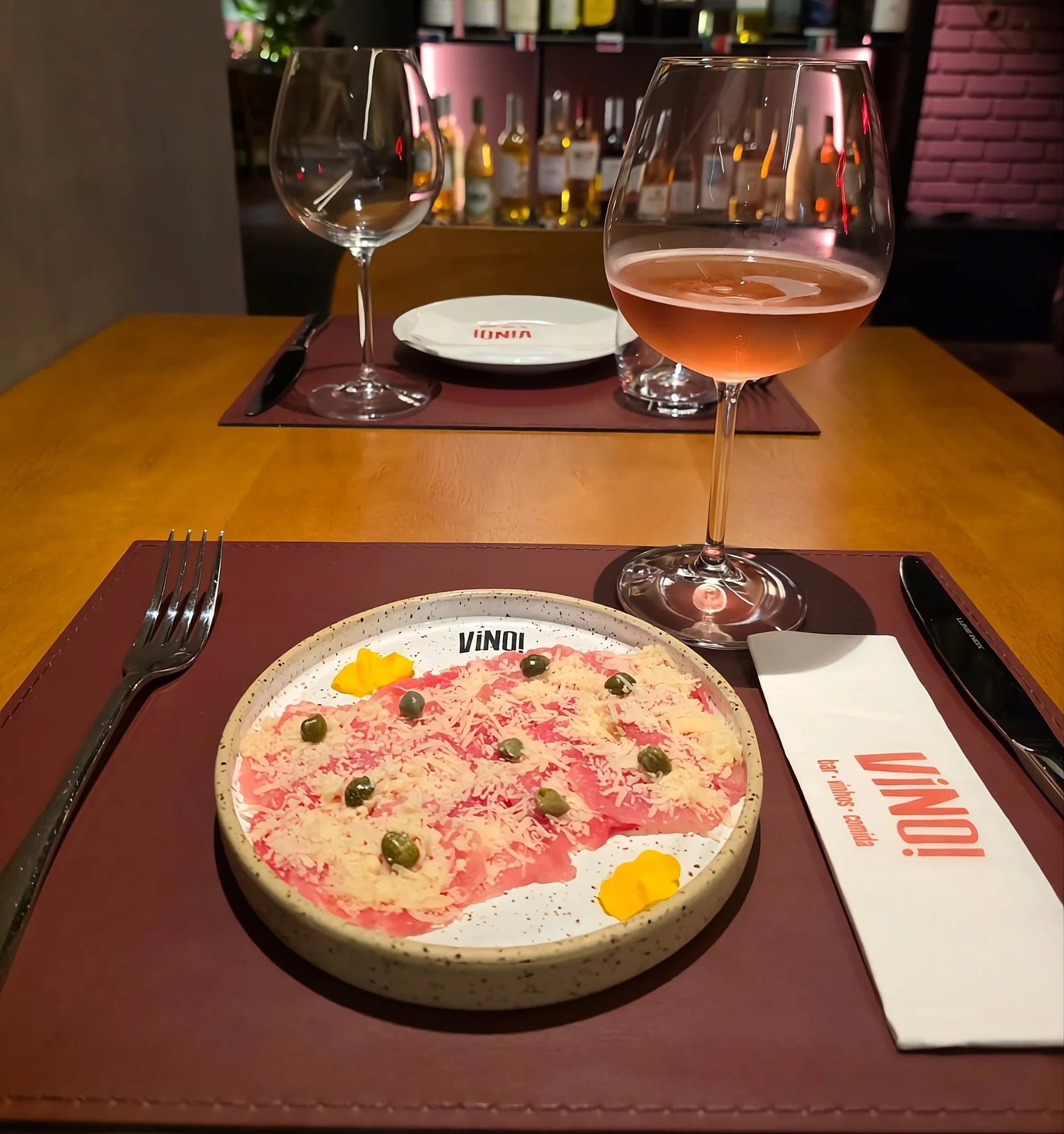 Vino! BC celebra Dia das Mães com menu e 200 vinhos