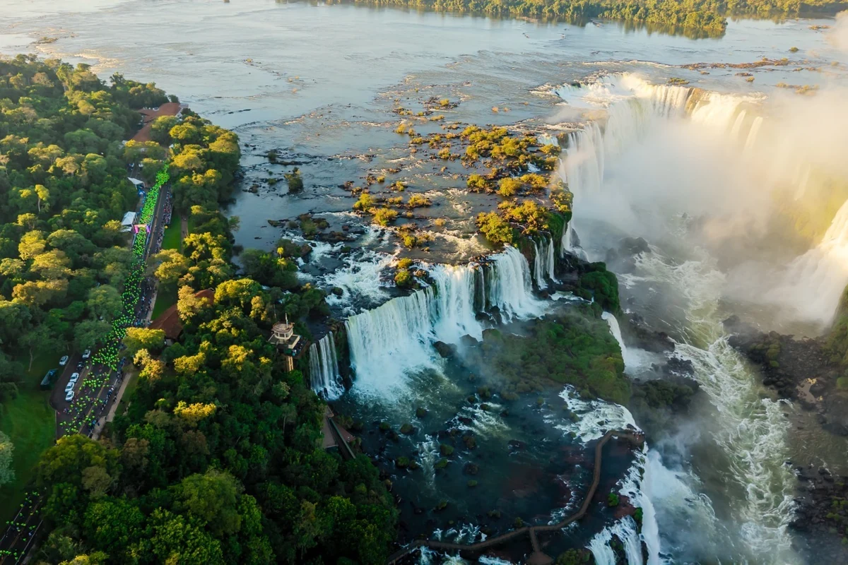 voos diretos aproximam o brasil das cataratas do iguacu featured