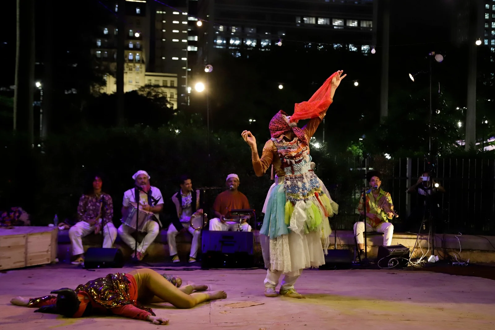 “A Ilha” encerra circulação com apresentações gratuitas em SP