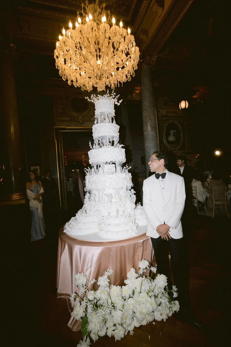 A noite de gala que marcou o casamento de Elisa Zarzur e Alexandre Negrão em Paris