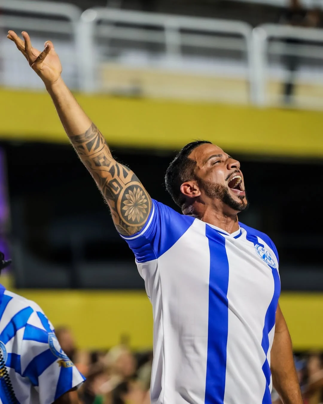 Acadêmicos de Niterói renova Tiago Martins para o Carnaval de 2027