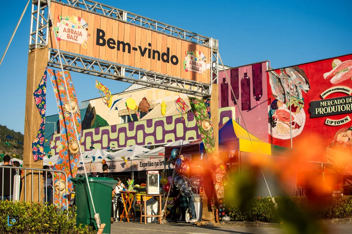 Arraiá Raiz Uptown Barra tem seis dias de festa e 30 barracas