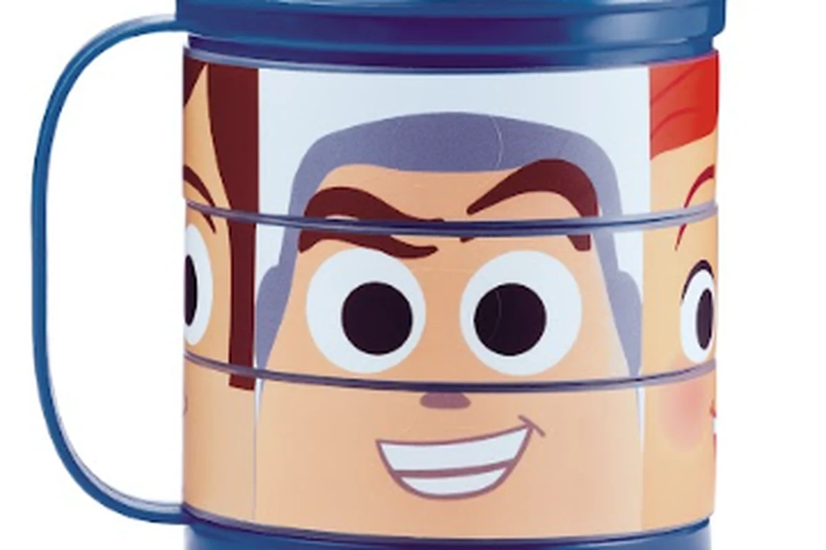 avon lanca colecao de toy story 5 com itens para criancas e adultos featured