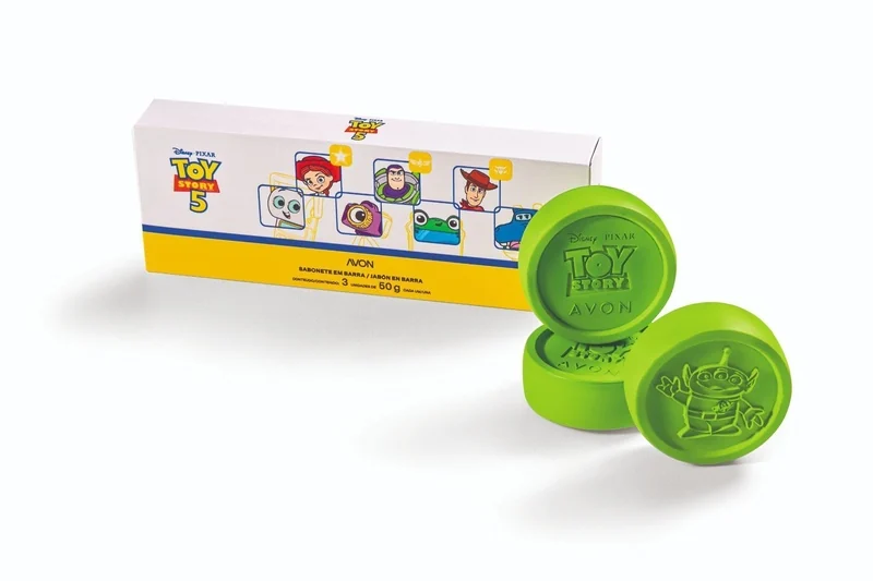 Avon lança coleção de Toy Story 5 com itens para crianças e adultos