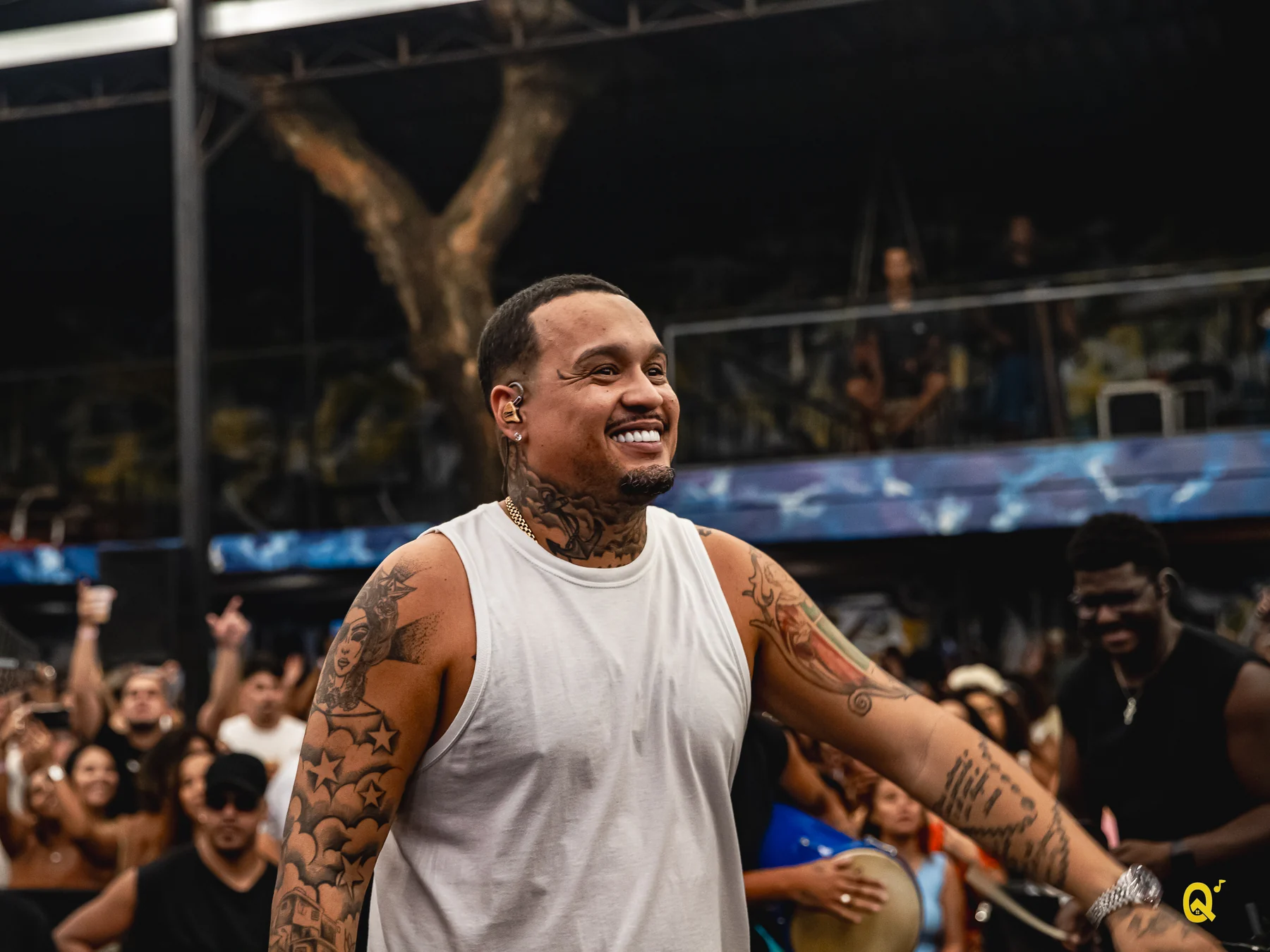 BatuQ leva samba, tambores e ancestralidade à quadra da Mangueira