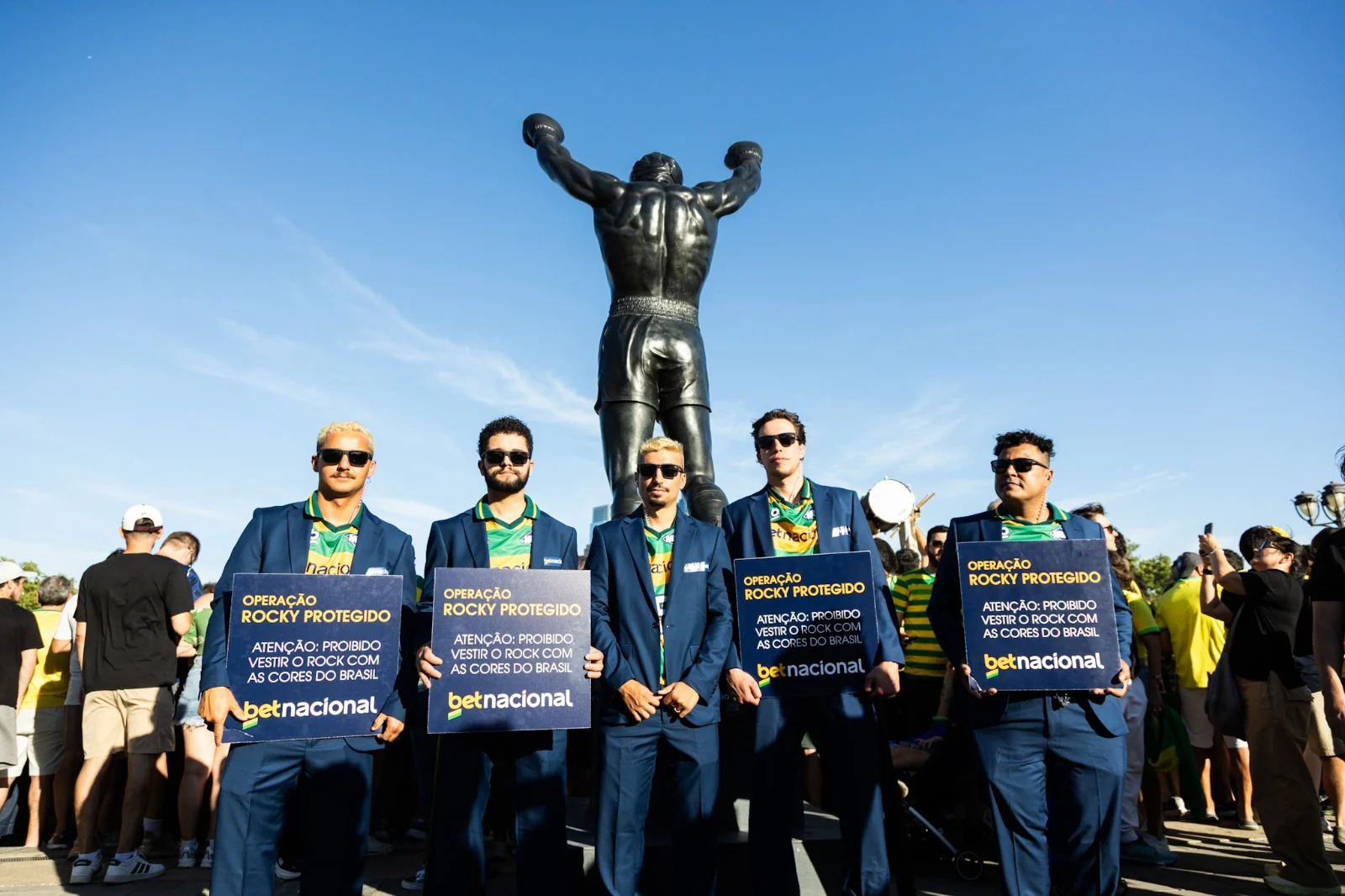 Betnacional protege Seleção de “maldição” em estátua de Rocky 1 Betnacional protege Seleção de “maldição” em estátua de Rocky