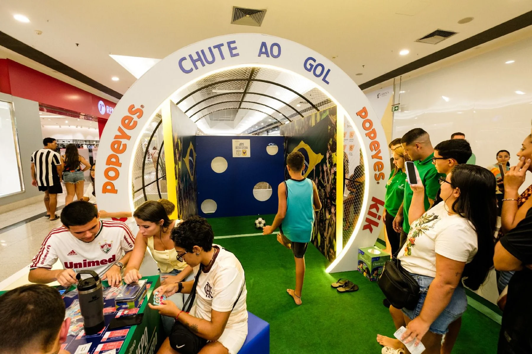 Carioca Shopping cria arena temática para a Copa 2026