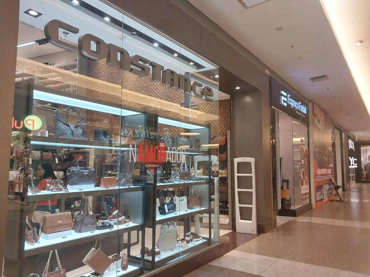 Compras no Metropolitano Barra viram viagem romântica no Dia dos Namorados