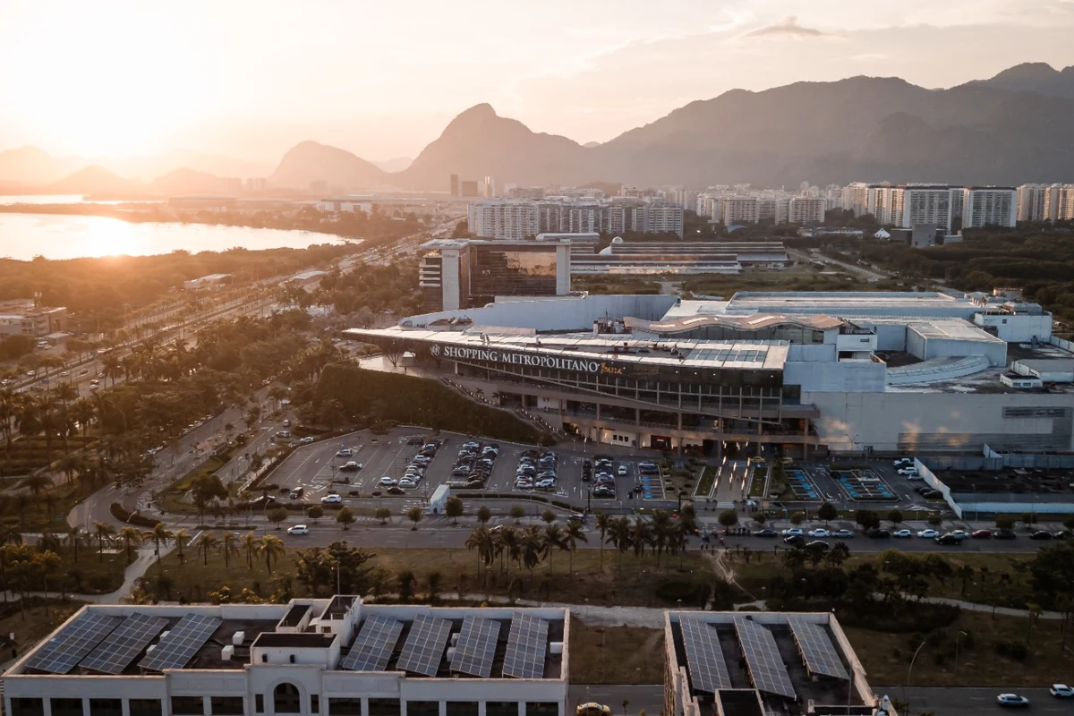 corre da base leva corrida e musica ao metropolitano barra featured