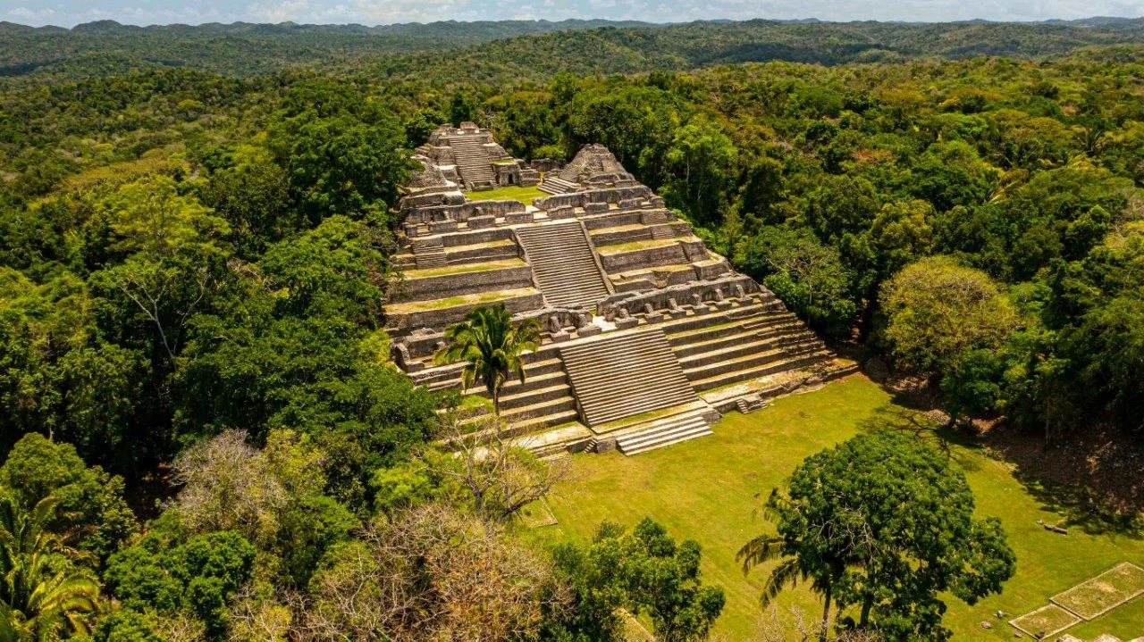 Belize ancestral descubierto: templos Mayas, selvas y cavernas sagradas