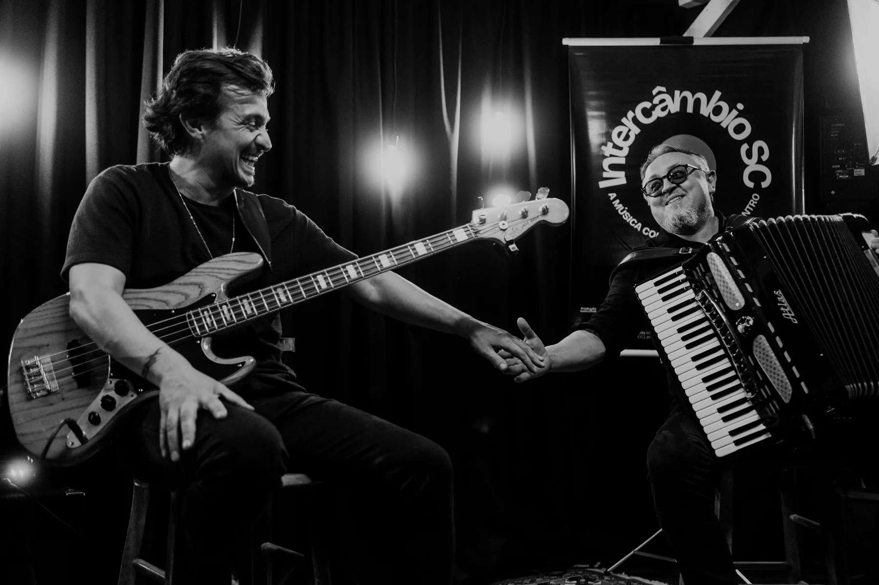 Encontro entre Bebê Kramer e Rafael Calegari destaca improviso